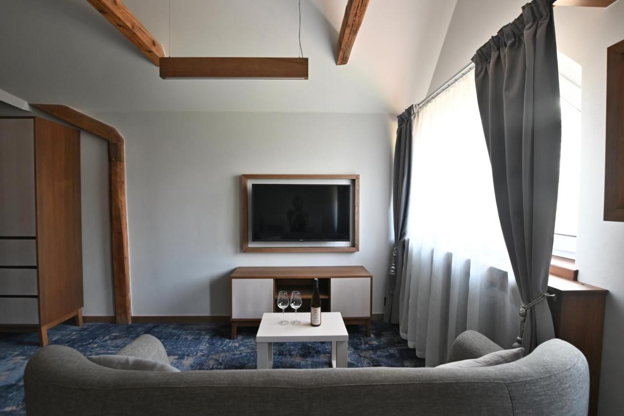 Apartmany Spessart Хомутов Экстерьер фото
